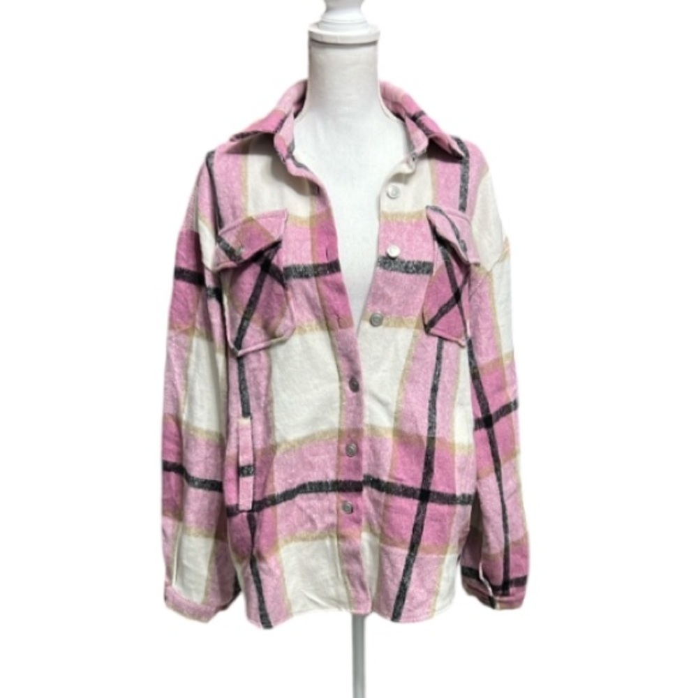 Classic Plaid Pink and White Women's Jacket Shacket pockets. front side & chest - Picture 2 of 12